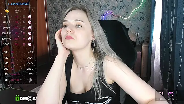 Your small bunny online show from 02.28.25