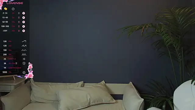 Snapshot of margeriTirell chatting on 12.07.24 margeriTirell online show from 12.07.24