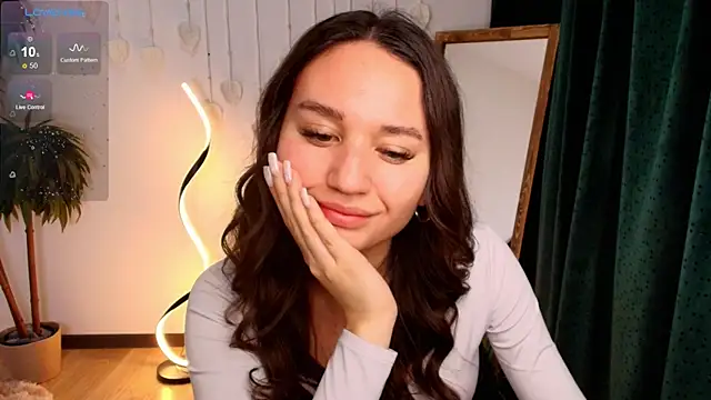 Snapshot of margeriTirell chatting on 11.15.25 margeriTirell online show from 11.15.25