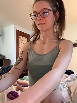 dreamteemergirl online show from 09.18.25