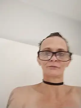 Snapshot of ivylee31 chatting on 01.31.25 ivylee31 online show from 01.31.25