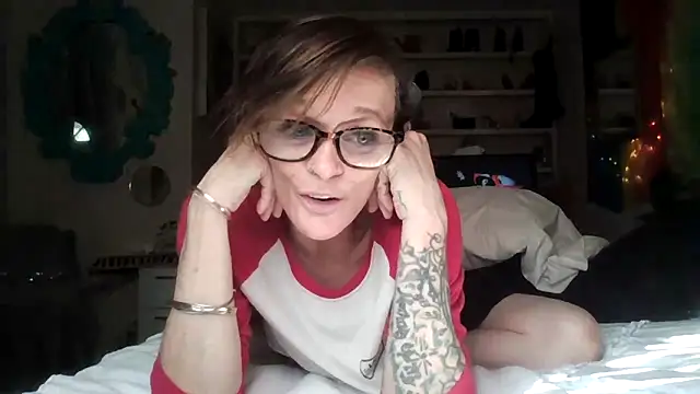 ivylee31 online show from 11.17.25