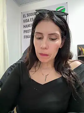 Snapshot of Alysson-- chatting on 03.10.26 Alysson-- online show from 03.10.26