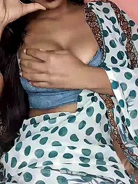 Snapshot of Indian_lovly chatting on 01.18.25 Indian lovly online show from 01.18.25