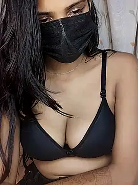 Snapshot of Indian_lovly chatting on 03.02.25 Indian lovly online show from 03.02.25