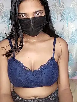 Snapshot of Indian_lovly chatting on 03.10.25 Indian lovly online show from 03.10.25