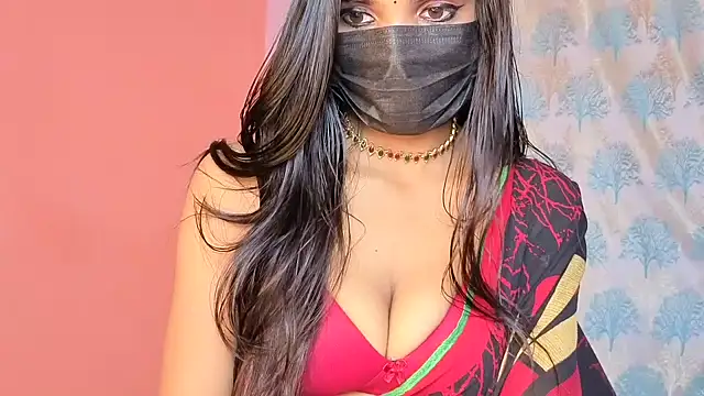 Snapshot of Indian_lovly chatting on 09.10.25 Indian lovly online show from 09.10.25