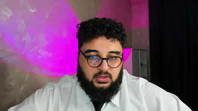 Snapshot of teddy_alan chatting on 01.09.25 teddy alan online show from 01.09.25