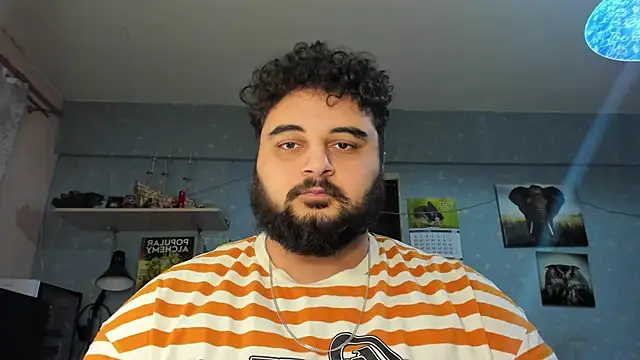 Snapshot of teddy_alan chatting on 02.05.25 teddy alan online show from 02.05.25