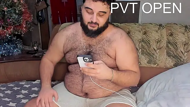 Snapshot of teddy_alan chatting on 02.20.25 teddy alan online show from 02.20.25