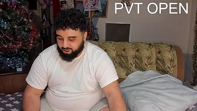 Snapshot of teddy_alan chatting on 02.21.25 teddy alan online show from 02.21.25