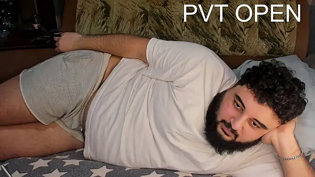 Snapshot of teddy_alan chatting on 02.23.25 teddy alan online show from 02.23.25