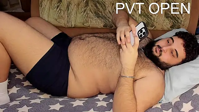 Snapshot of teddy_alan chatting on 02.26.25 teddy alan online show from 02.26.25