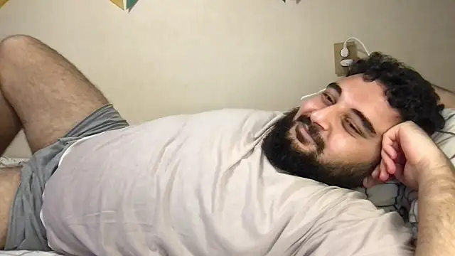 Snapshot of teddy_alan chatting on 09.22.25 teddy alan online show from 09.22.25