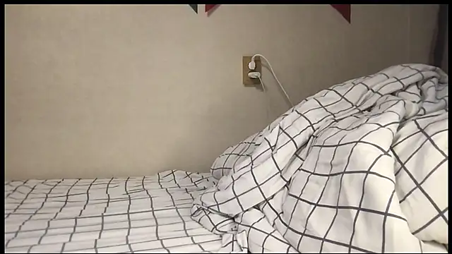 Snapshot of teddy_alan chatting on 10.05.25 teddy alan online show from 10.05.25