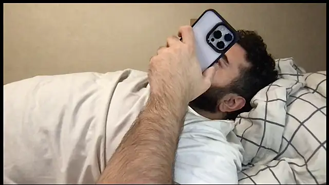 Snapshot of teddy_alan chatting on 10.12.25 teddy alan online show from 10.12.25