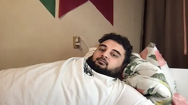 Snapshot of teddy_alan chatting on 10.17.25 teddy alan online show from 10.17.25