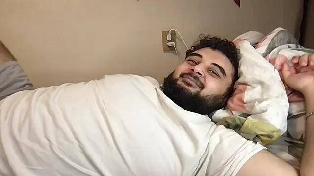 Snapshot of teddy_alan chatting on 10.20.25 teddy alan online show from 10.20.25