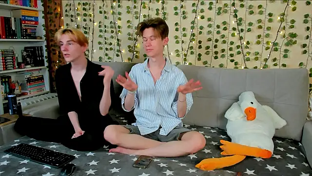 AndrewwCarter2 online show from 03.05.26