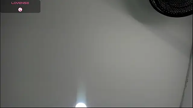 gwen ashly online show from 02.05.25