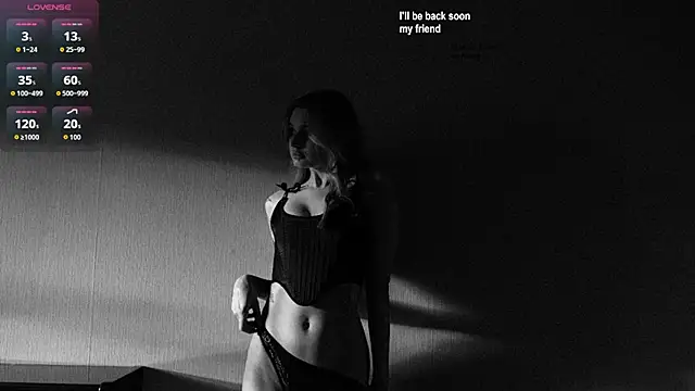 Snapshot of lounahyan chatting on 09.18.25 lounahyan online show from 09.18.25