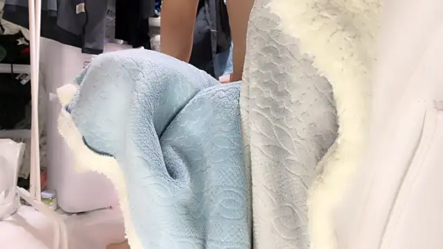 Snapshot of Im_IVE_LOVE chatting on 10.05.25 Im IVE LOVE online show from 10.05.25