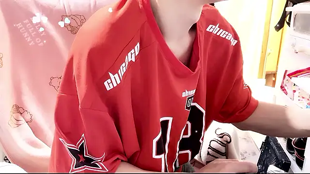 Im IVE LOVE online show from 05.07.26