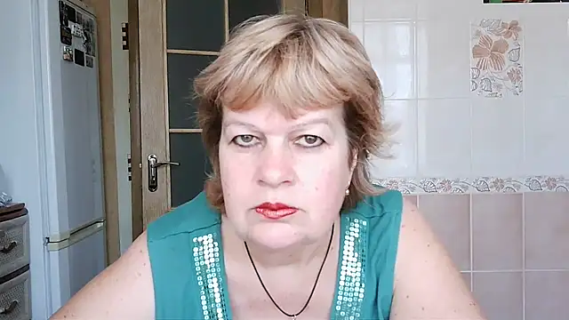 Snapshot of Ettie_Tonia chatting on 01.09.25 Ettie Tonia online show from 01.09.25