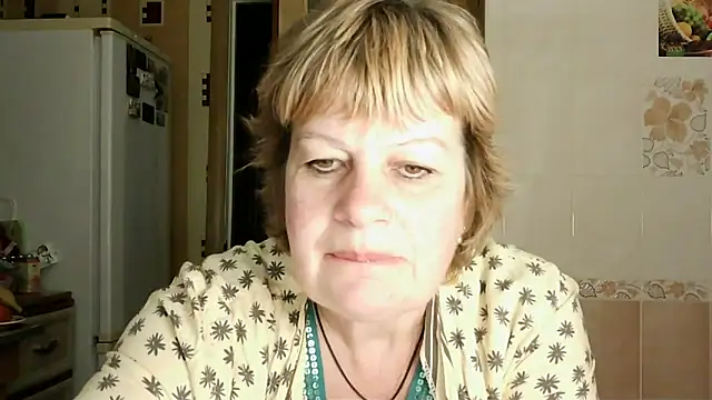 Snapshot of Ettie_Tonia chatting on 02.20.25 Ettie Tonia online show from 02.20.25
