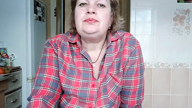 Snapshot of Ettie_Tonia chatting on 02.24.25 Ettie Tonia online show from 02.24.25