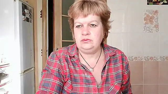 Snapshot of Ettie_Tonia chatting on 03.04.25 Ettie Tonia online show from 03.04.25