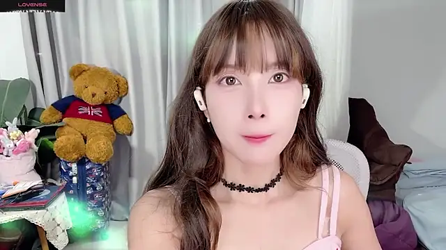 Snapshot of AnAn-520 chatting on 09.21.25 AnAn-520 online show from 09.21.25