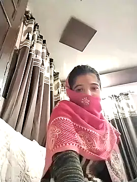 Snapshot of Cute-Ridhima chatting on 01.07.25 Cute-Ridhima online show from 01.07.25