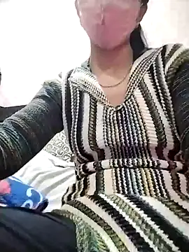 Snapshot of Cute-Ridhima chatting on 01.08.25 Cute-Ridhima online show from 01.08.25