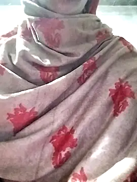 Snapshot of Cute-Ridhima chatting on 01.21.25 Cute-Ridhima online show from 01.21.25