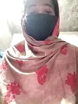 Snapshot of Cute-Ridhima chatting on 01.22.25 Cute-Ridhima online show from 01.22.25