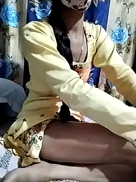 Snapshot of Cute-Ridhima chatting on 01.28.25 Cute-Ridhima online show from 01.28.25