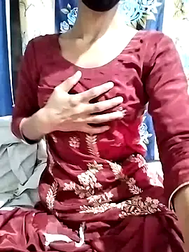 Snapshot of Cute-Ridhima chatting on 02.20.25 Cute-Ridhima online show from 02.20.25