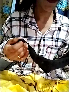 Snapshot of Cute-Ridhima chatting on 02.27.25 Cute-Ridhima online show from 02.27.25