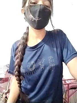 Snapshot of Cute-Ridhima chatting on 10.01.25 Cute-Ridhima online show from 10.01.25