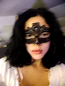 Snapshot of salomea_r chatting on 01.16.26 salomea r online show from 01.16.26