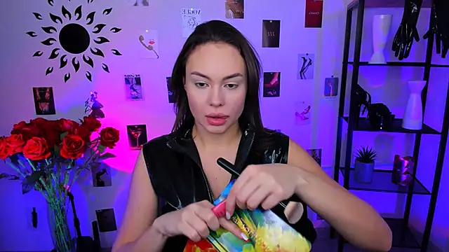 JaneWyatt online show from 03.14.25