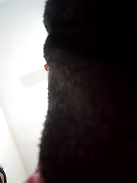 Snapshot of Gostozim7 chatting on 10.22.25 Gostozim7 online show from 10.22.25