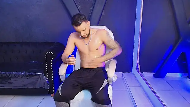 Snapshot of JackBlanco_ chatting on 02.20.25 JackBlanco online show from 02.20.25