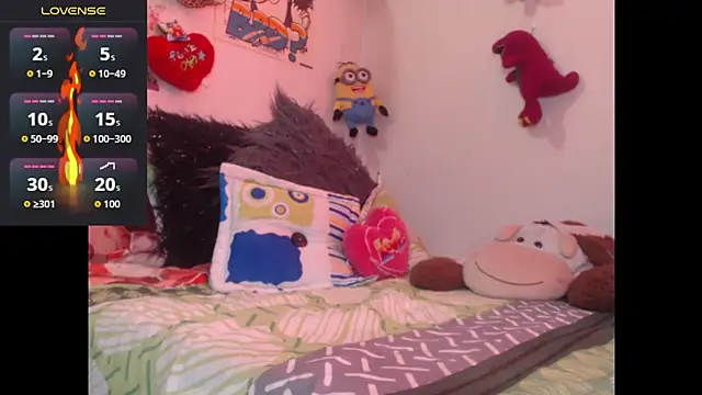 Snapshot of lorenitha_20 chatting on 10.27.25 lorenitha 20 online show from 10.27.25