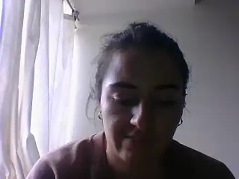 Snapshot of _karlie_kloss_ chatting on 12.29.24 karlie kloss online show from 12.29.24