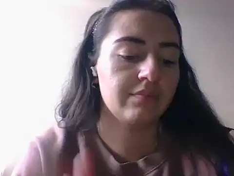 Snapshot of _karlie_kloss_ chatting on 01.18.25 karlie kloss online show from 01.18.25