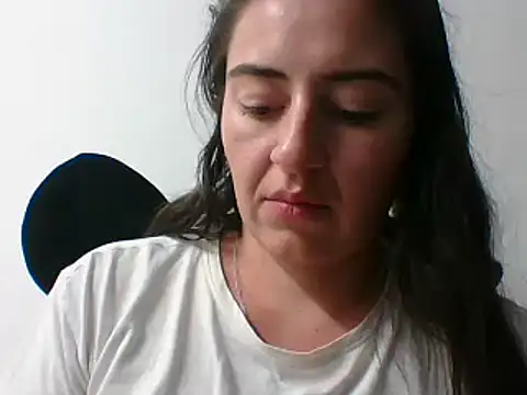 Snapshot of _karlie_kloss_ chatting on 01.25.25 karlie kloss online show from 01.25.25