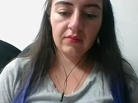 Snapshot of _karlie_kloss_ chatting on 01.29.25 karlie kloss online show from 01.29.25