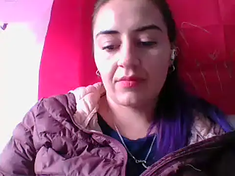 Snapshot of _karlie_kloss_ chatting on 02.23.25 karlie kloss online show from 02.23.25